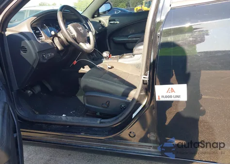 2013 Dodge Charger Sxt из США, поврежденный, VIN 2C3CDXHG0DH667619